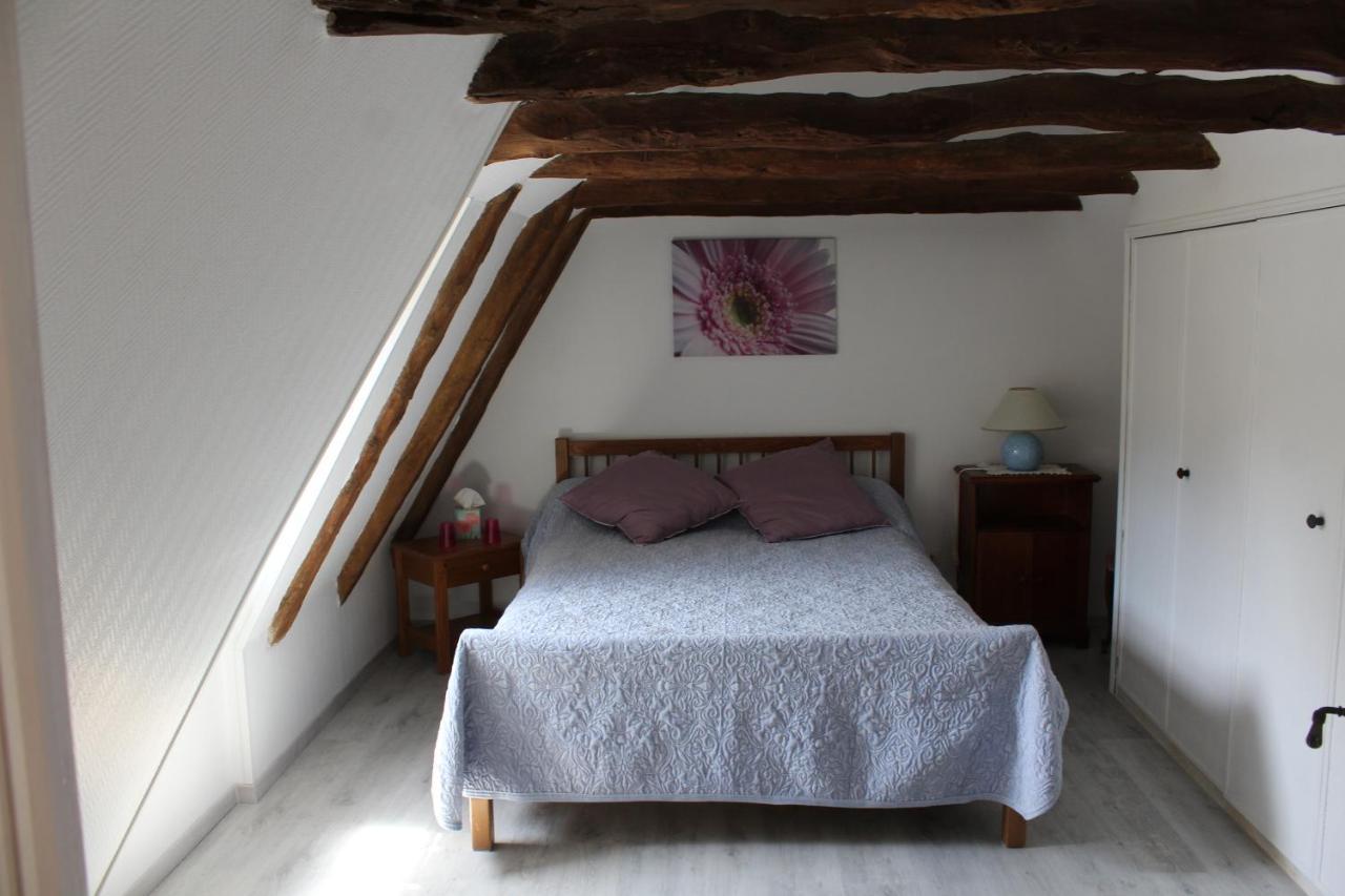 Halte Aux Places Marcillac-Saint-Quentin Zewnętrze zdjęcie