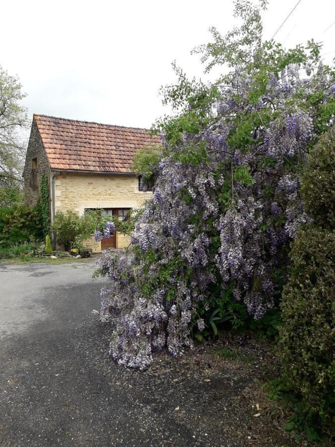 Halte Aux Places Marcillac-Saint-Quentin Zewnętrze zdjęcie