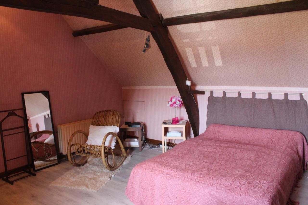 Halte Aux Places Marcillac-Saint-Quentin Zewnętrze zdjęcie